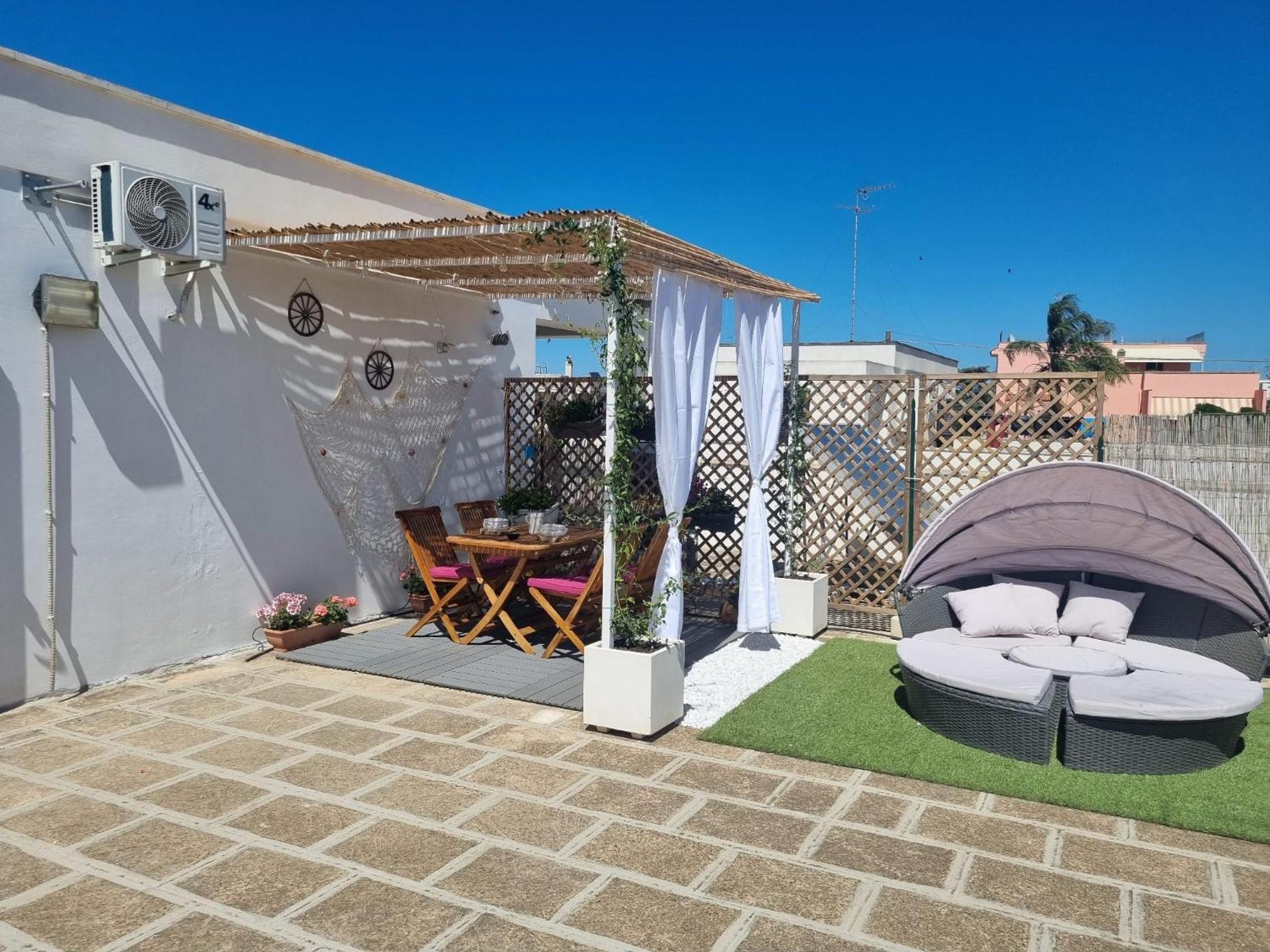 La Terrazza Di Zoe - Castromediano Βίλα Cavallino di Lecce Εξωτερικό φωτογραφία
